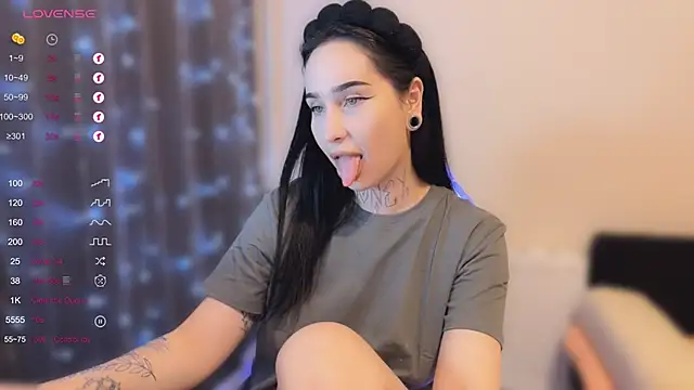 Snapshot of AnastasiaSun chatting on 18, 10, 2025 AnastasiaSun online show from 18, 10, 2025