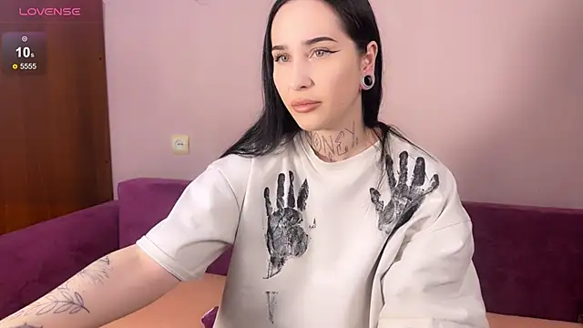 Snapshot of AnastasiaSun chatting on 2, 11, 2025 AnastasiaSun online show from 2, 11, 2025