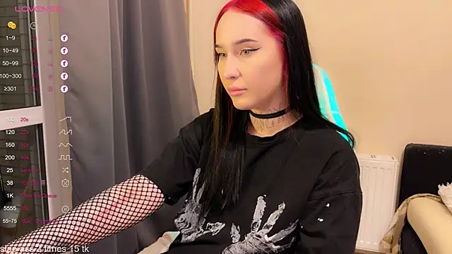 Snapshot of AnastasiaSun chatting on 15, 12, 2025 AnastasiaSun online show from 15, 12, 2025