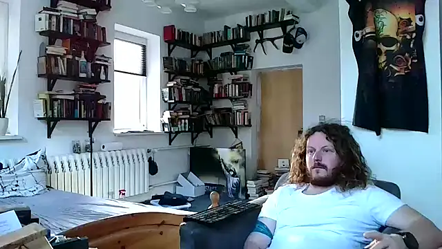 Snapshot of sunr1sa chatting on 12, 1, 2025 sunr1sa online show from 12, 1, 2025