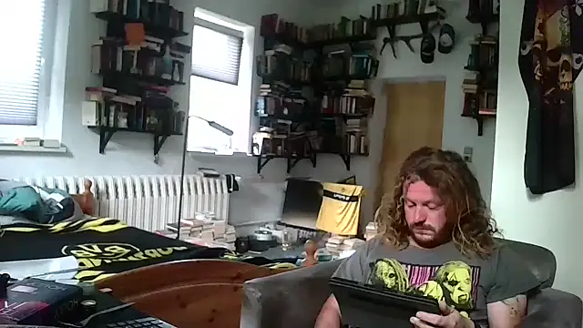 Snapshot of sunr1sa chatting on 13, 9, 2025 sunr1sa online show from 13, 9, 2025