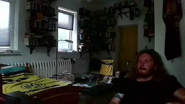 Snapshot of sunr1sa chatting on 7, 10, 2025 sunr1sa online show from 7, 10, 2025