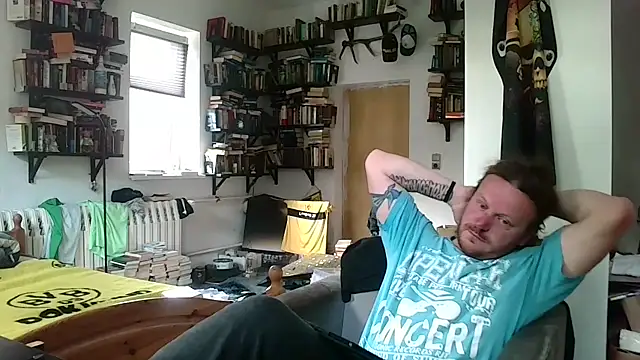 Snapshot of sunr1sa chatting on 1, 11, 2025 sunr1sa online show from 1, 11, 2025