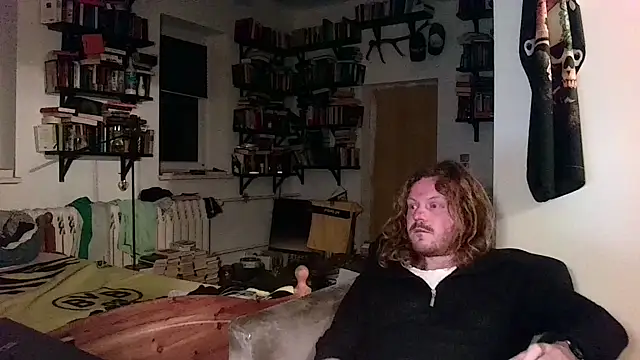 Snapshot of sunr1sa chatting on 4, 11, 2025 sunr1sa online show from 4, 11, 2025