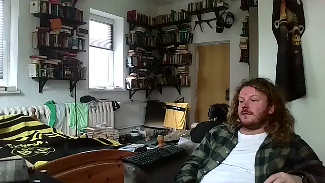 Snapshot of sunr1sa chatting on 8, 11, 2025 sunr1sa online show from 8, 11, 2025