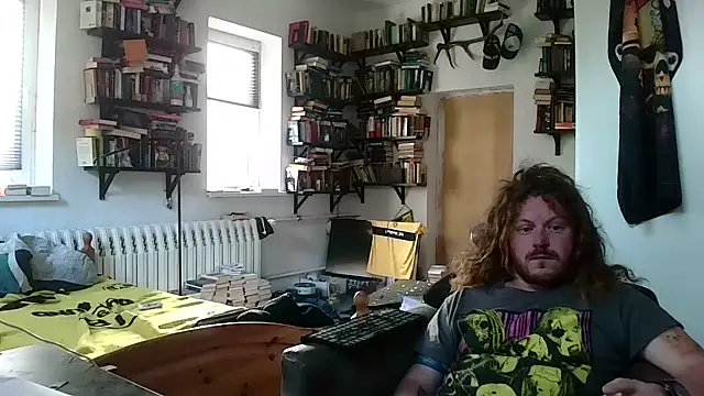 Snapshot of sunr1sa chatting on 16, 11, 2025 sunr1sa online show from 16, 11, 2025