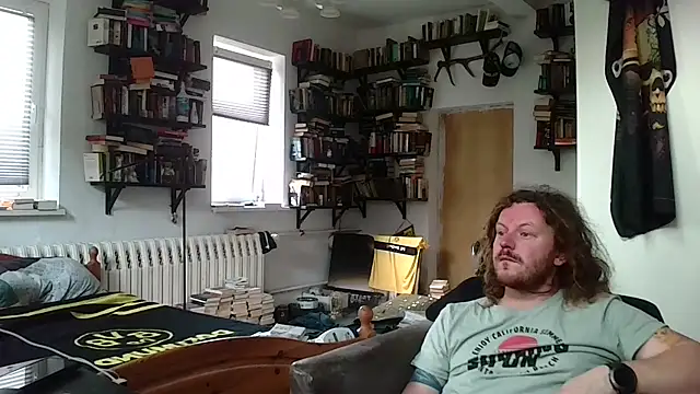 Snapshot of sunr1sa chatting on 18, 11, 2025 sunr1sa online show from 18, 11, 2025