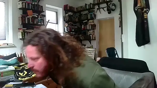 Snapshot of sunr1sa chatting on 14, 12, 2025 sunr1sa online show from 14, 12, 2025