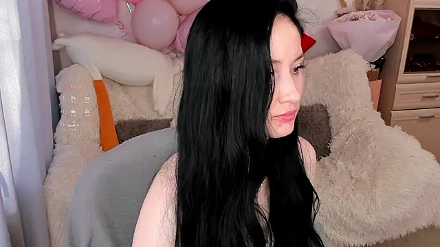 LisaMooore online show from 5, 2, 2026