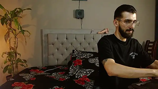 Mr WhiteCock online show from 2, 1, 2025