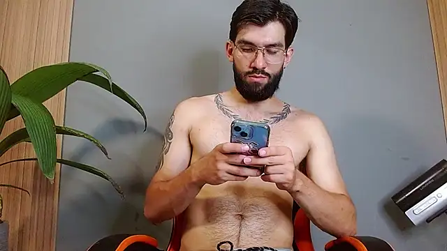 Mr WhiteCock online show from 12, 9, 2025