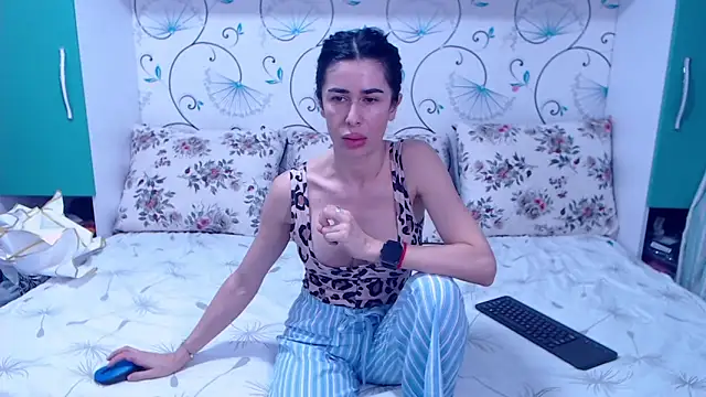 demiemorre online show from 24, 1, 2025