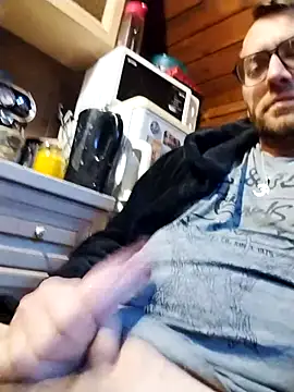 tomee83 online show from 20, 11, 2025