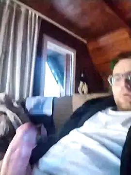 tomee83 online show from 3, 12, 2025