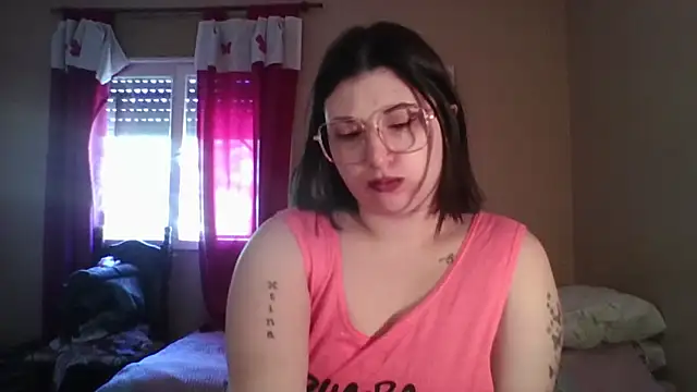 imsohornydacom online show from 24, 11, 2025