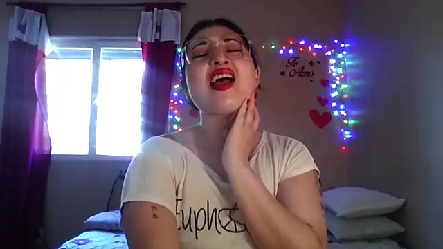 imsohornydacom online show from 21, 2, 2026