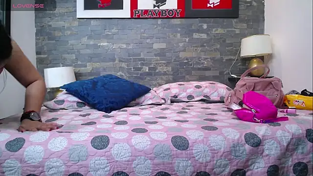 dayadubey  online show from 17, 4, 2026