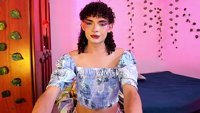 Snapshot of lucianromero chatting on 13, 10, 2025 lucianromero online show from 13, 10, 2025