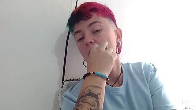 tomboyblue online show from 23, 2, 2025