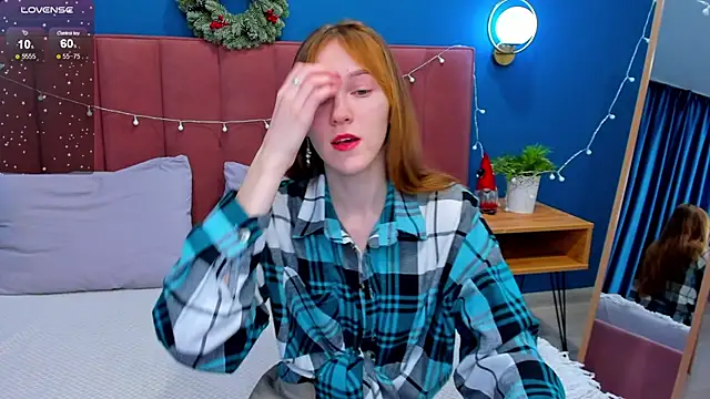 Snapshot of VanillaKelly chatting on 30, 12, 2024 VanillaKelly online show from 30, 12, 2024