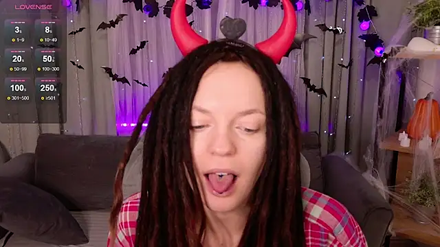 Snapshot of CoreyJane chatting on 29, 10, 2025 CoreyJane online show from 29, 10, 2025