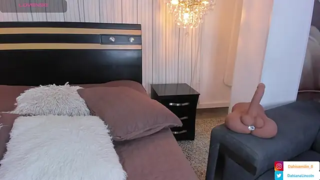 Snapshot of DahianaLincoln chatting on 24, 1, 2025 DahianaLincoln online show from 24, 1, 2025