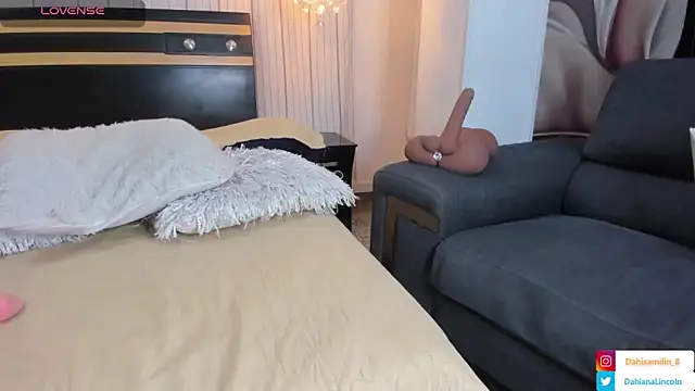 Snapshot of DahianaLincoln chatting on 1, 2, 2025 DahianaLincoln online show from 1, 2, 2025