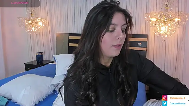 Snapshot of DahianaLincoln chatting on 9, 2, 2025 DahianaLincoln online show from 9, 2, 2025