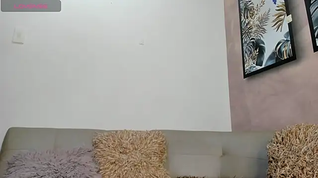 Snapshot of DahianaLincoln chatting on 3, 10, 2025 DahianaLincoln online show from 3, 10, 2025