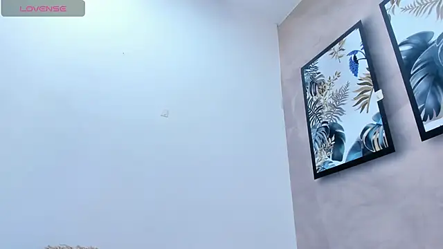 Snapshot of DahianaLincoln chatting on 29, 10, 2025 DahianaLincoln online show from 29, 10, 2025