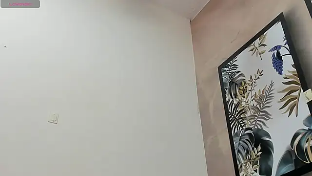 Snapshot of DahianaLincoln chatting on 12, 11, 2025 DahianaLincoln online show from 12, 11, 2025