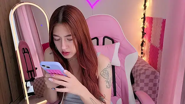 Snapshot of violet_ch chatting on 13, 9, 2025 violet ch online show from 13, 9, 2025