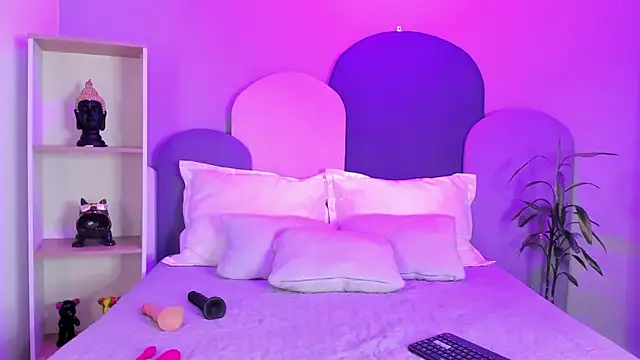 SophieGomez22 online show from 9, 2, 2026