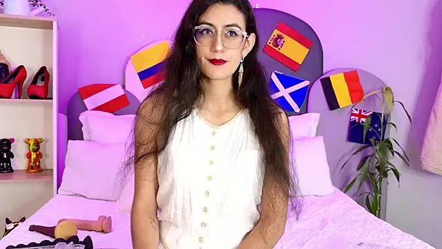Snapshot of SophieGomez22 chatting on 18, 7, 2026 SophieGomez22 online show from 18, 7, 2026