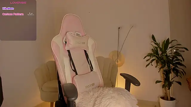 LittleSofia  online show from 24, 10, 2025