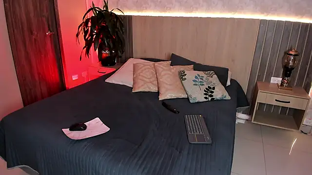 rebeca cortez  online show from 16, 4, 2026