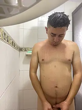 Snapshot of DanielGomez9 chatting on 13, 12, 2024 DanielGomez9 online show from 13, 12, 2024