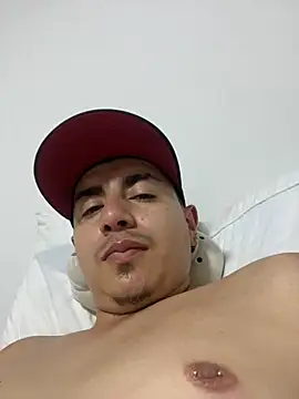 Snapshot of DanielGomez9 chatting on 27, 1, 2025 DanielGomez9 online show from 27, 1, 2025