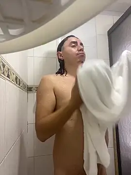 DanielGomez9 online show from 12, 4, 2026