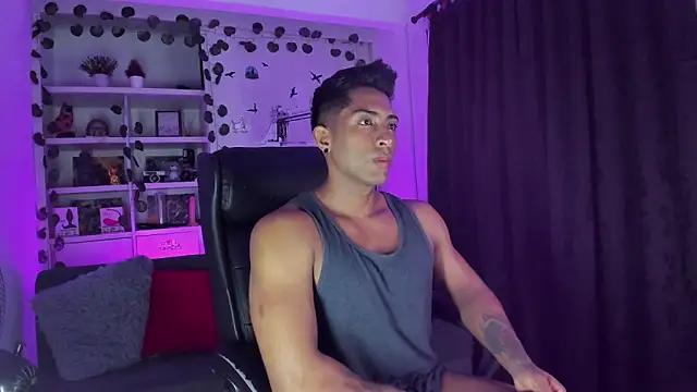 Couple muscle1 online show from 27, 12, 2024