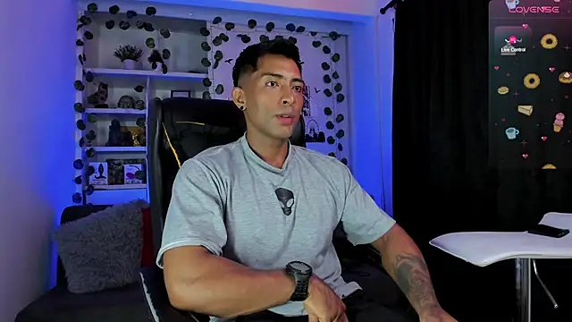 Couple muscle1 online show from 30, 12, 2024