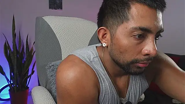 Couple muscle1 online show from 31, 5, 2026