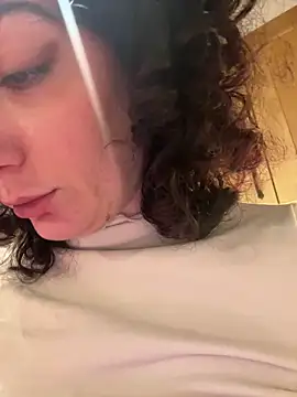 Snapshot of Strawberry_queen91 chatting on 20, 12, 2025 Strawberry queen91 online show from 20, 12, 2025