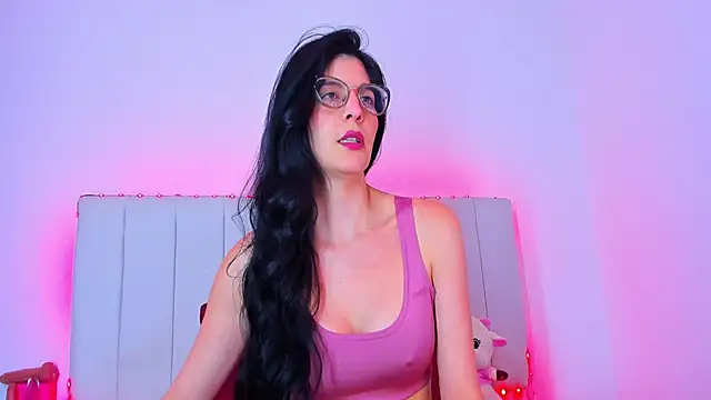 caro lyne  online show from 28, 5, 2026