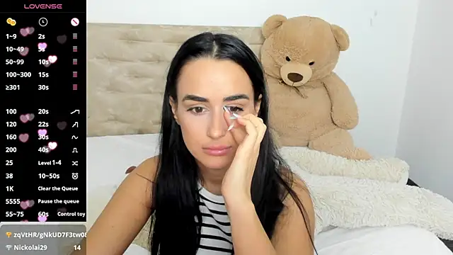 Snapshot of DarcieJane chatting on 4, 12, 2024 DarcieJane online show from 4, 12, 2024