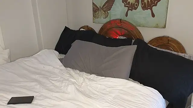 Thekatievogue online show from 9, 12, 2024