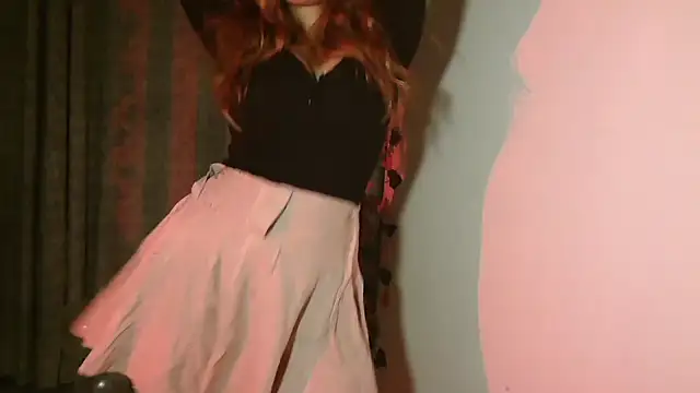 Snapshot of urvashihott chatting on 17, 1, 2025 urvashihott online show from 17, 1, 2025