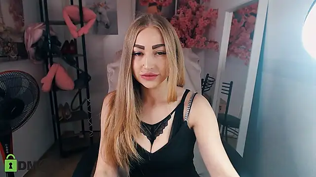 Snapshot of _KittyBoo chatting on 2, 12, 2024 KittyBoo online show from 2, 12, 2024