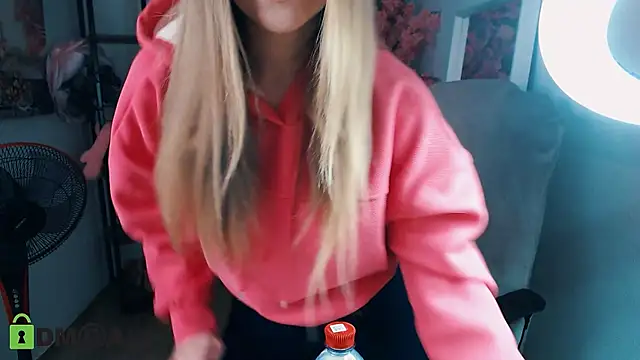 Snapshot of _KittyBoo chatting on 5, 12, 2024 KittyBoo online show from 5, 12, 2024