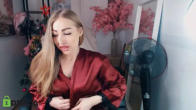 Snapshot of _KittyBoo chatting on 11, 12, 2024 KittyBoo online show from 11, 12, 2024